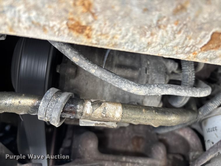 image for item FG0220 2008 Mack refuse truck