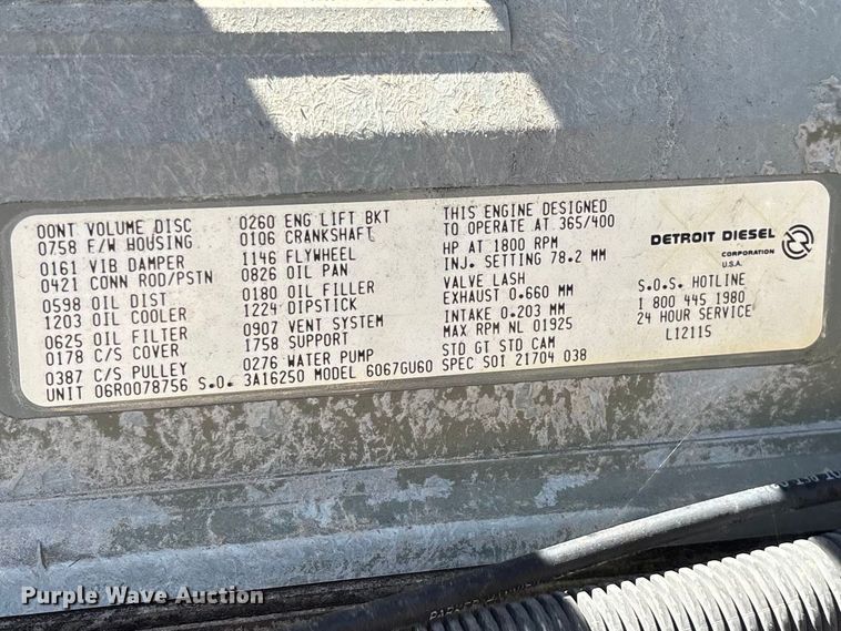 image for item FG0221 1993 Freightliner FLD truck cab and chassis