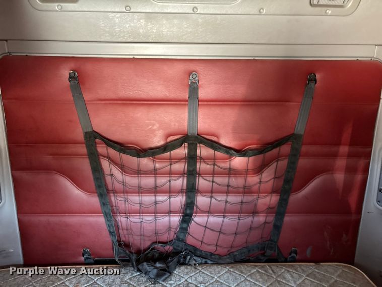 image for item FG0229 2003 Freightliner Columbia semi truck