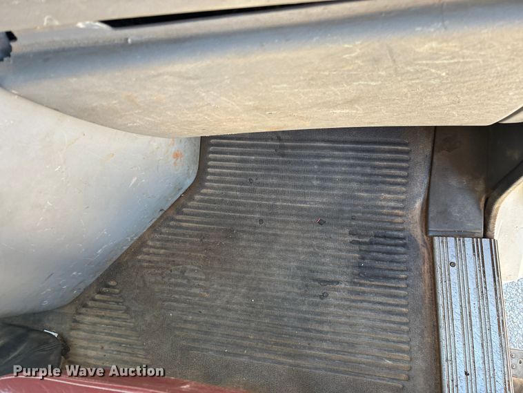 image for item FG0229 2003 Freightliner Columbia semi truck