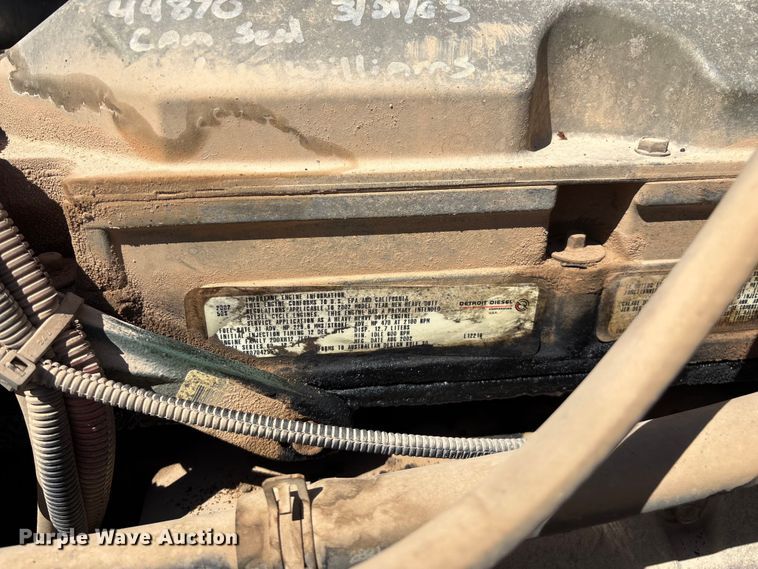 image for item FG0229 2003 Freightliner Columbia semi truck