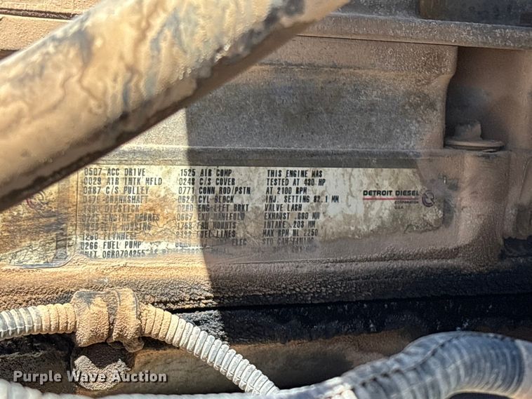 image for item FG0229 2003 Freightliner Columbia semi truck