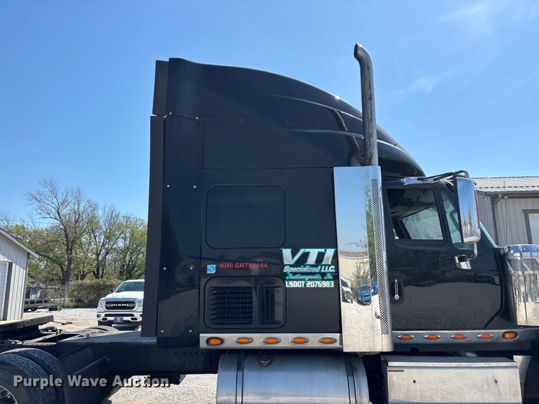 image for item FG0241 2016 International Lonestar SFA semi truck