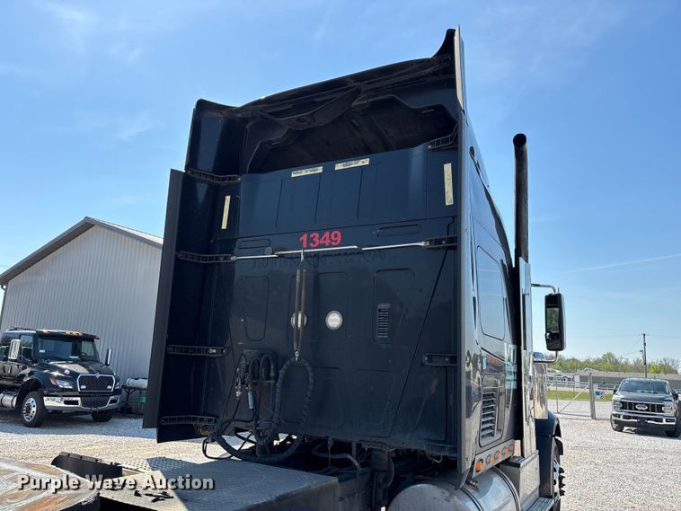 image for item FG0241 2016 International Lonestar SFA semi truck
