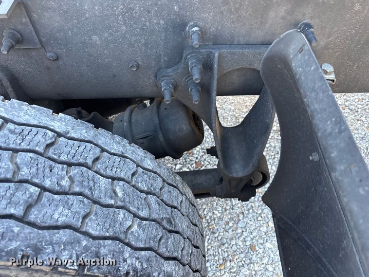 image for item FG0241 2016 International Lonestar SFA semi truck