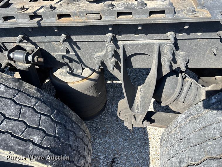 image for item FG0241 2016 International Lonestar SFA semi truck