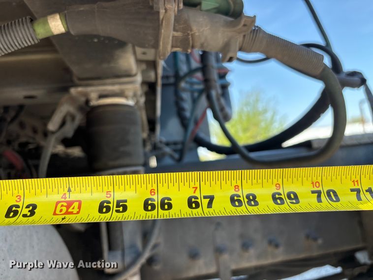 image for item FG0241 2016 International Lonestar SFA semi truck