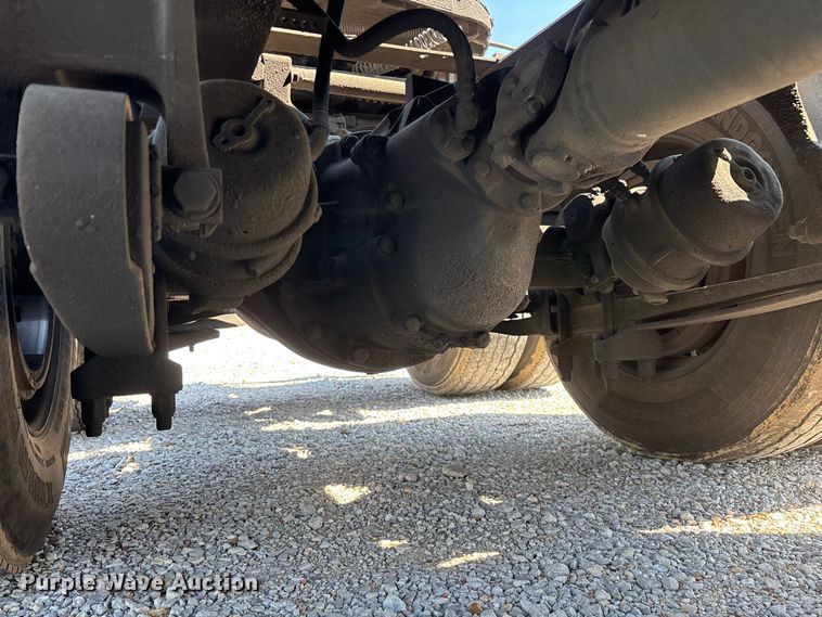 image for item FG0241 2016 International Lonestar SFA semi truck