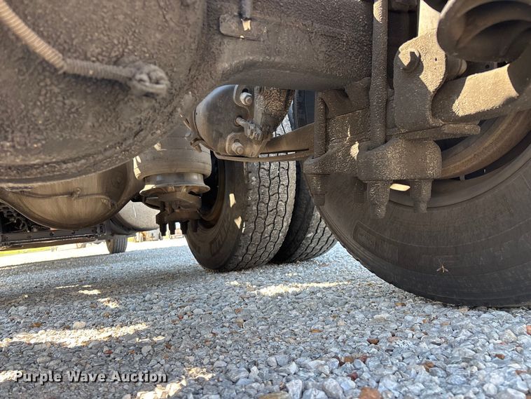 image for item FG0241 2016 International Lonestar SFA semi truck