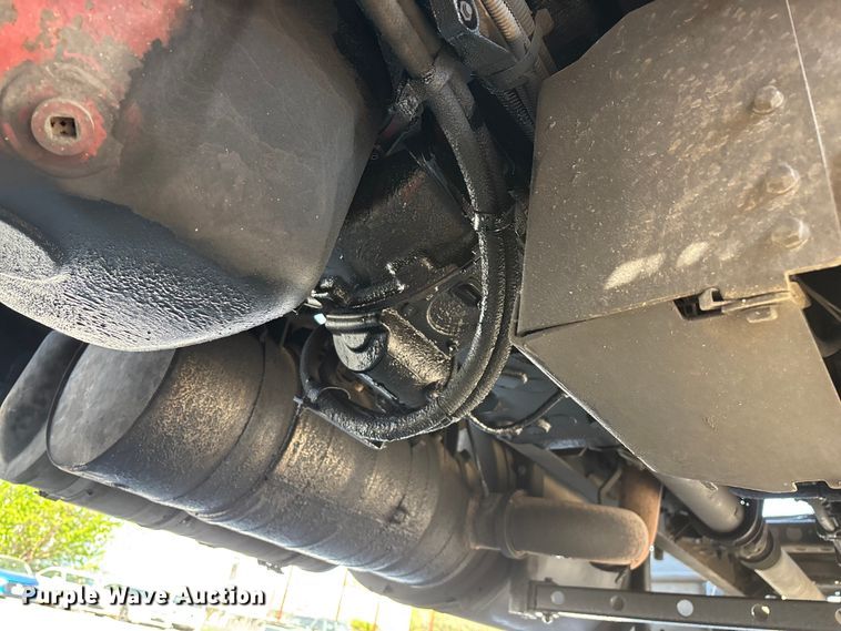 image for item FG0241 2016 International Lonestar SFA semi truck