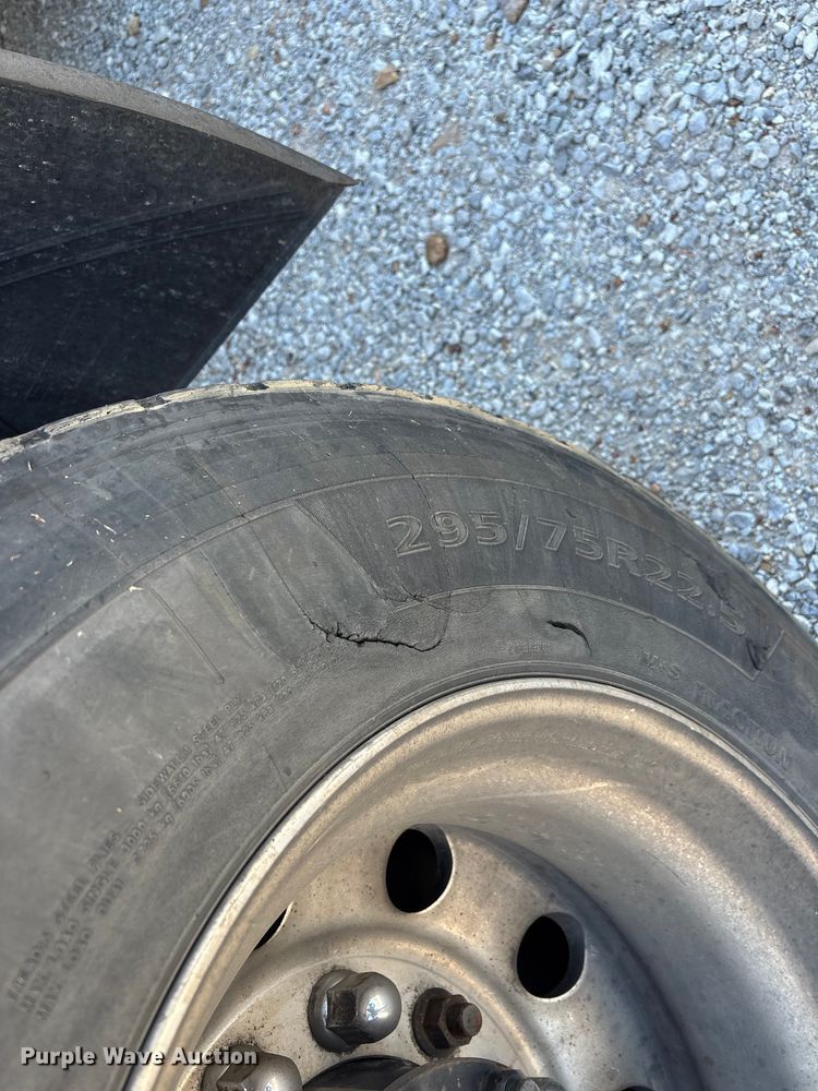 image for item FG0241 2016 International Lonestar SFA semi truck