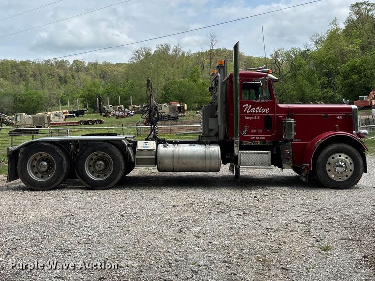 image for item FG0255 1981 Peterbilt 359 semi truck