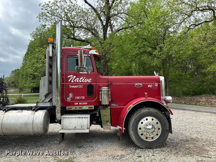 image for item FG0255 1981 Peterbilt 359 semi truck