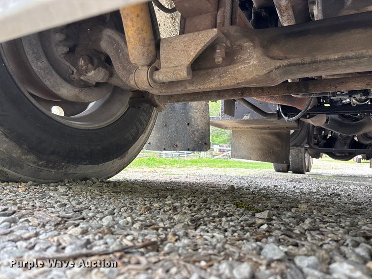 image for item FG0255 1981 Peterbilt 359 semi truck