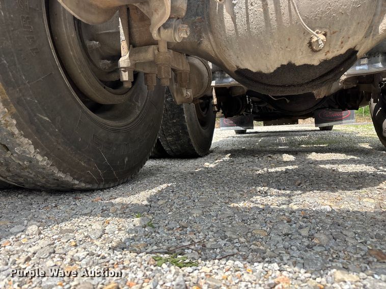 image for item FG0255 1981 Peterbilt 359 semi truck