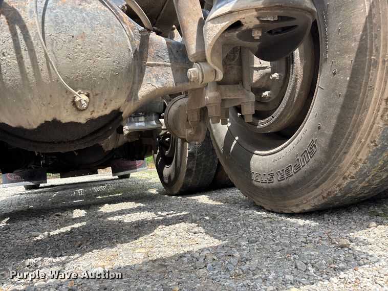 image for item FG0255 1981 Peterbilt 359 semi truck