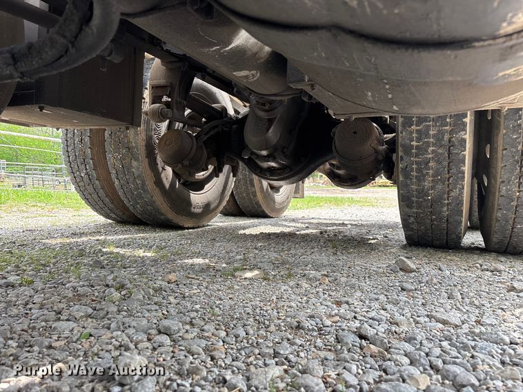 image for item FG0255 1981 Peterbilt 359 semi truck