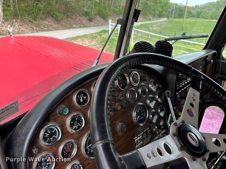 image for item FG0255 1981 Peterbilt 359 semi truck