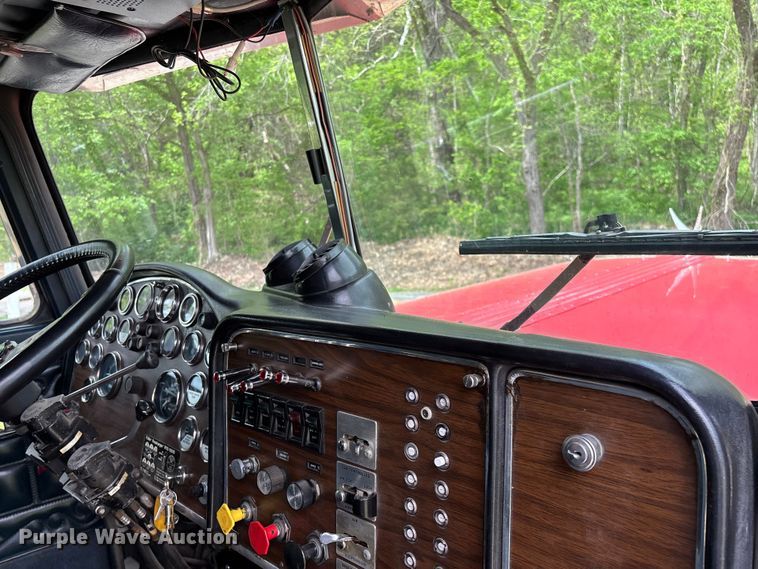 image for item FG0255 1981 Peterbilt 359 semi truck