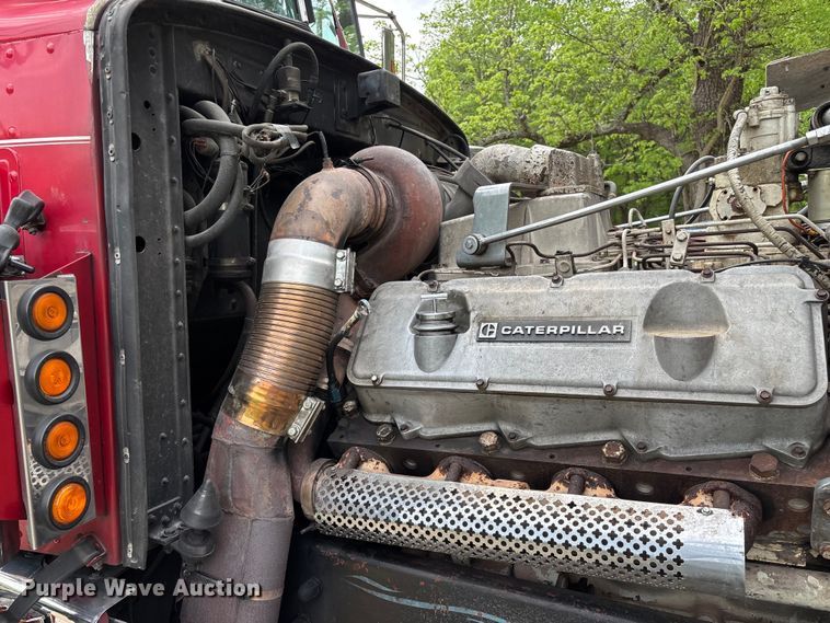 image for item FG0255 1981 Peterbilt 359 semi truck