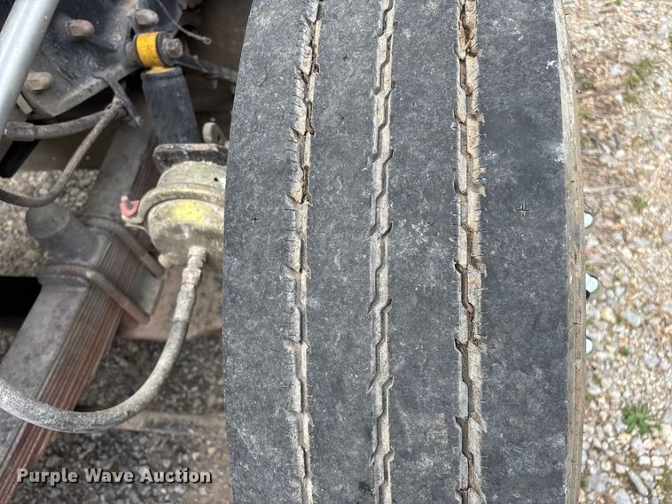 image for item FG0255 1981 Peterbilt 359 semi truck