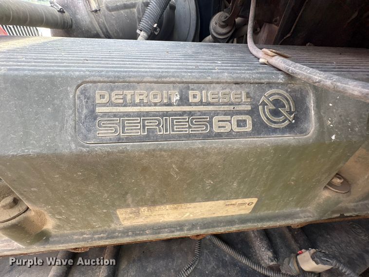 image for item FG2880 2005 Freightliner Columbia semi truck