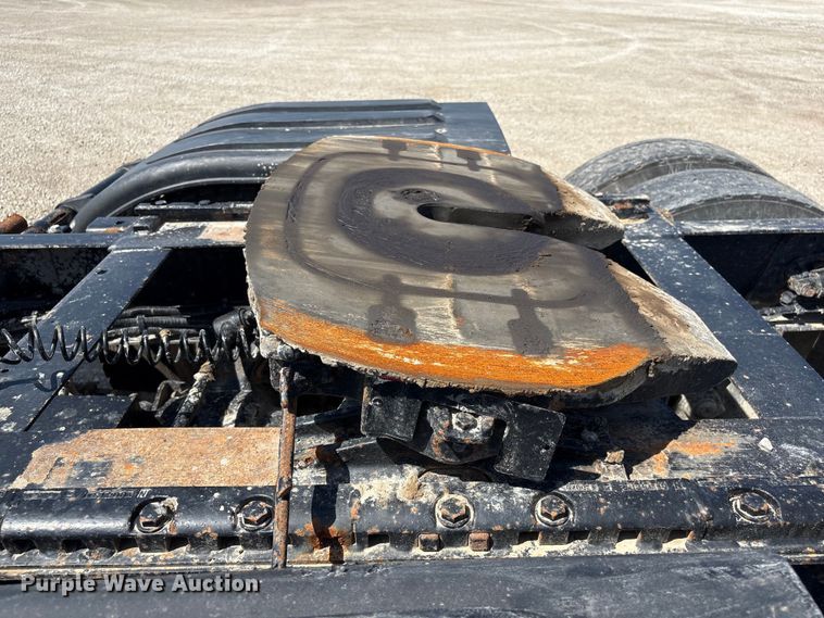 image for item FG2881 2007 Freightliner Columbia semi truck