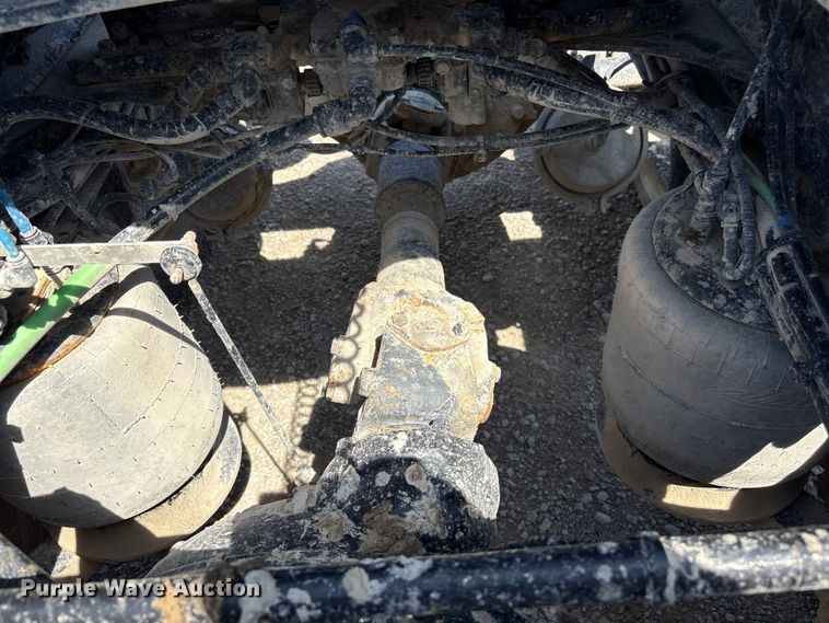 image for item FG2881 2007 Freightliner Columbia semi truck