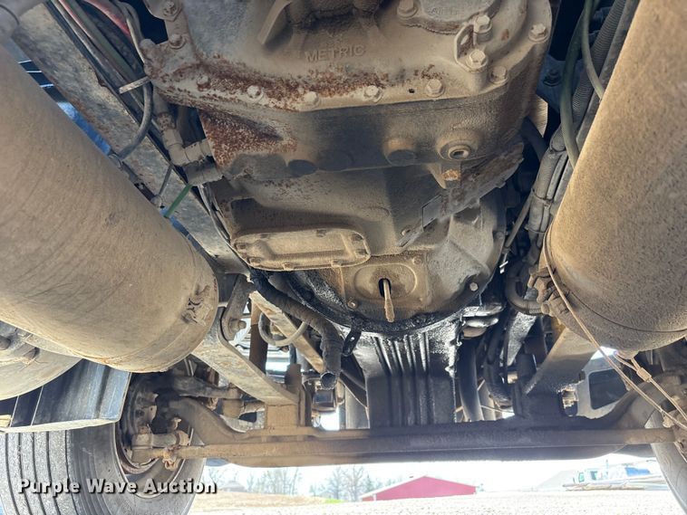 image for item FG2881 2007 Freightliner Columbia semi truck