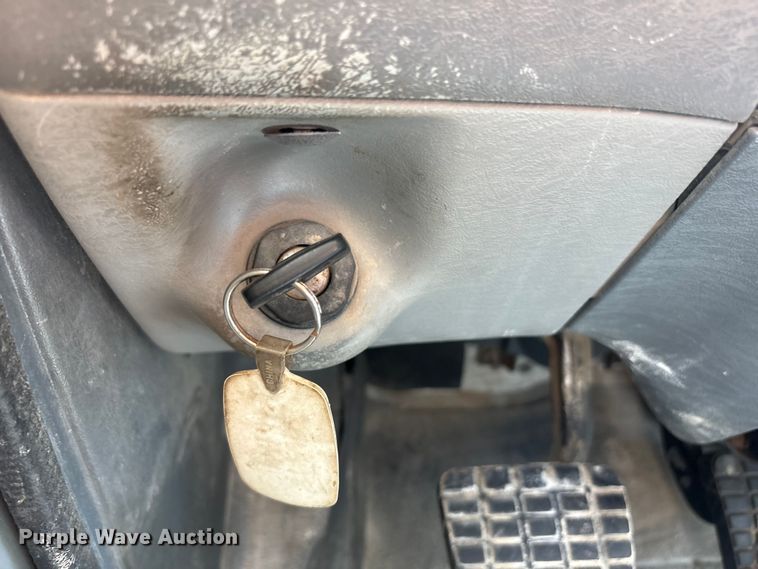 image for item FG2881 2007 Freightliner Columbia semi truck