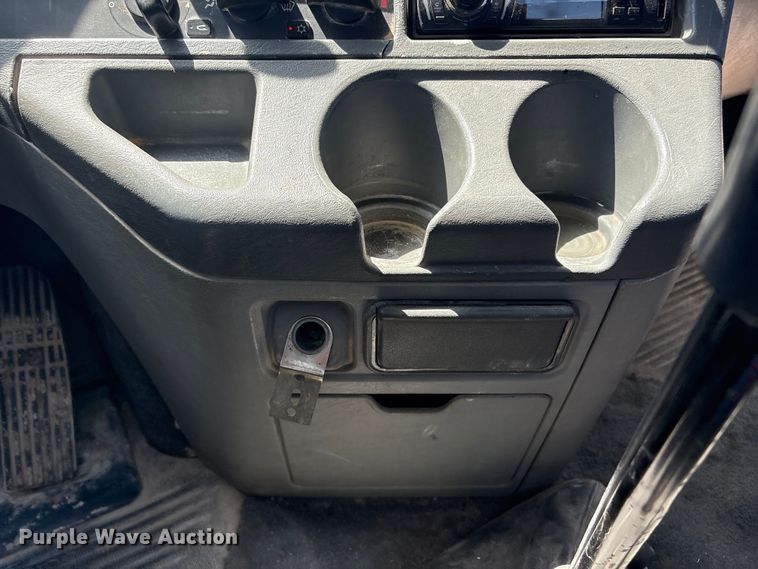 image for item FG2881 2007 Freightliner Columbia semi truck