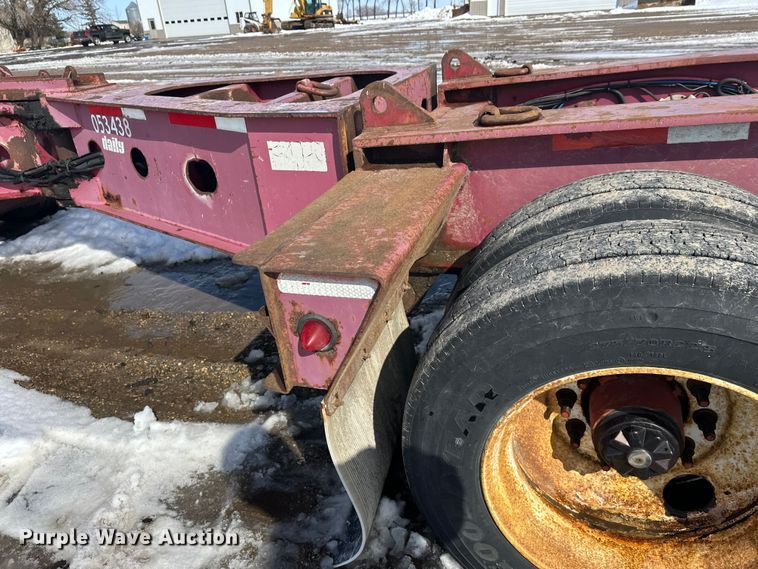 image for item FK0051 2004 Fontaine lowboy equipment trailer