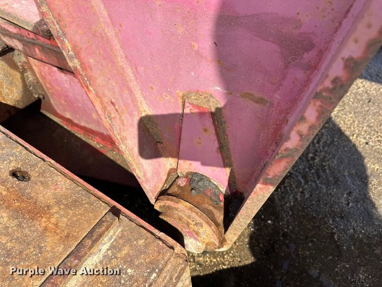 image for item FK0051 2004 Fontaine lowboy equipment trailer