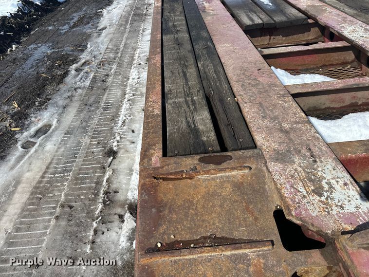 image for item FK0051 2004 Fontaine lowboy equipment trailer