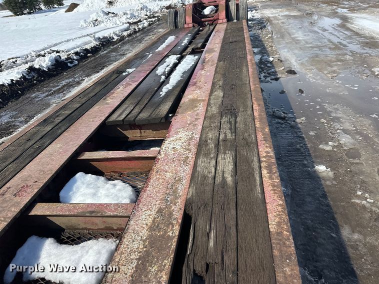 image for item FK0051 2004 Fontaine lowboy equipment trailer