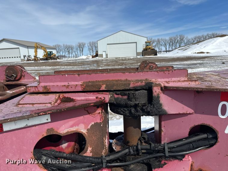 image for item FK0051 2004 Fontaine lowboy equipment trailer