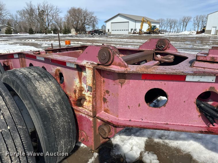 image for item FK0051 2004 Fontaine lowboy equipment trailer