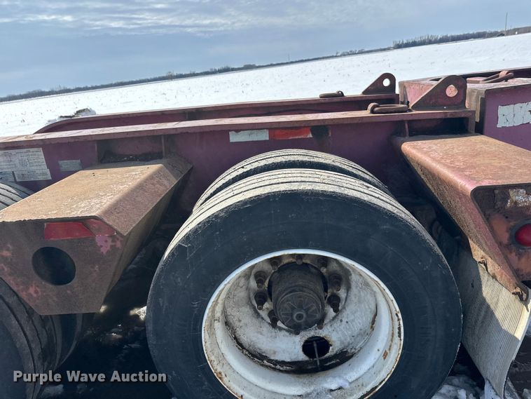 image for item FK0051 2004 Fontaine lowboy equipment trailer