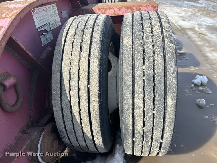 image for item FK0051 2004 Fontaine lowboy equipment trailer