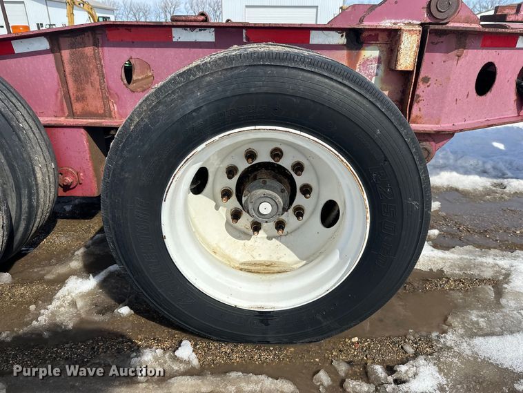 image for item FK0051 2004 Fontaine lowboy equipment trailer