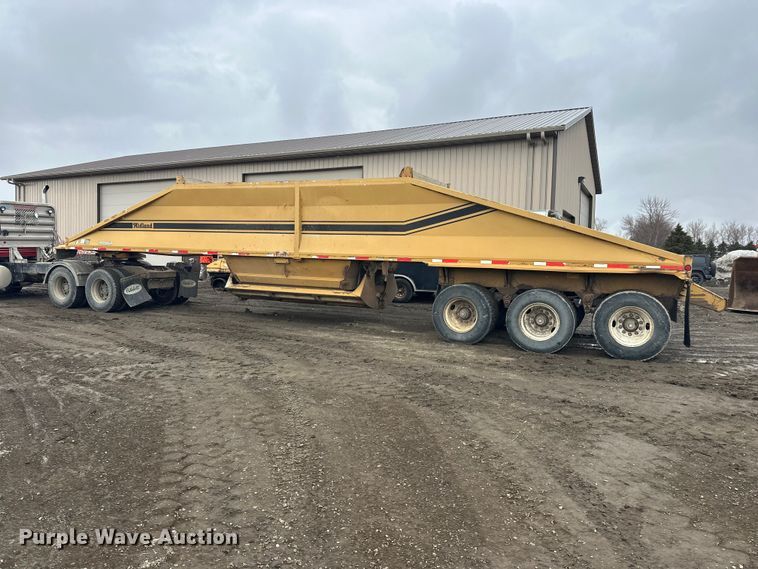 image for item FK0057 1998 Midland Mfg Ltd MG43Clam bottom dump trailer