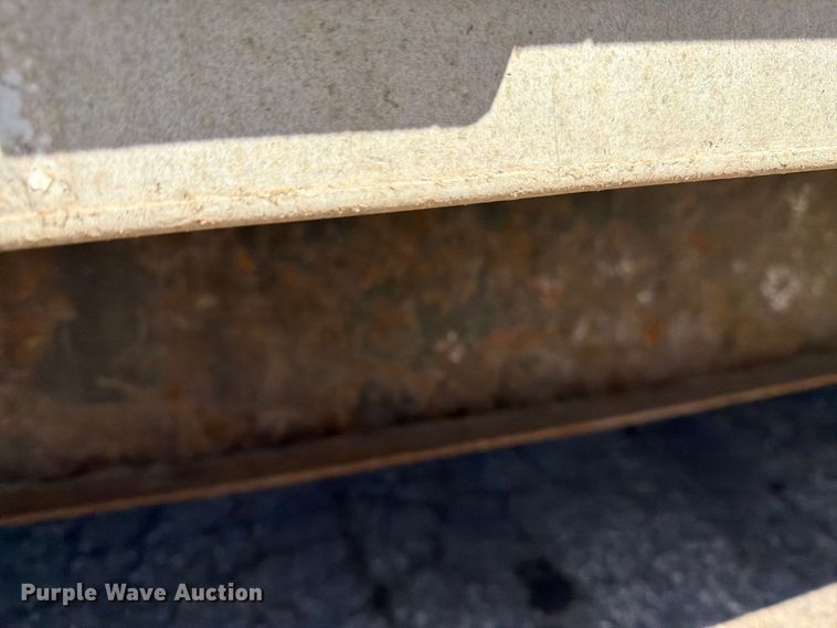 image for item FK0070 2001 Reinke Manufacturing Company, Inc drop deck trailer