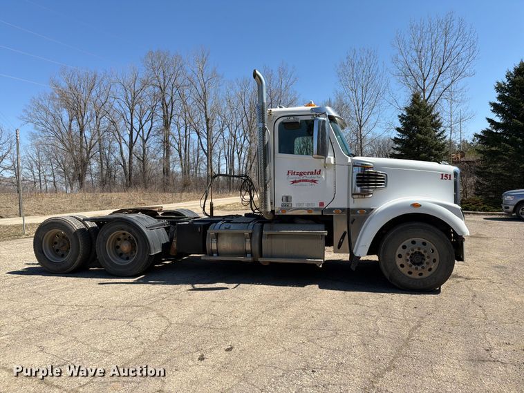 image for item FK0071 2014 Freightliner Coronado semi truck