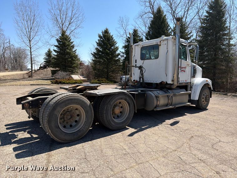 image for item FK0071 2014 Freightliner Coronado semi truck