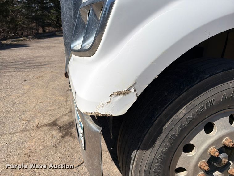 image for item FK0071 2014 Freightliner Coronado semi truck