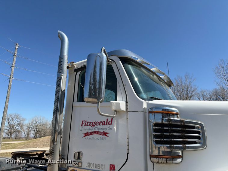 image for item FK0071 2014 Freightliner Coronado semi truck