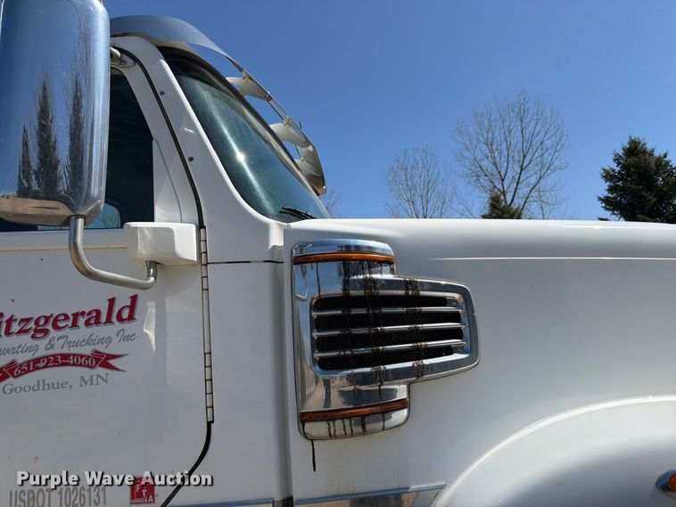 image for item FK0071 2014 Freightliner Coronado semi truck