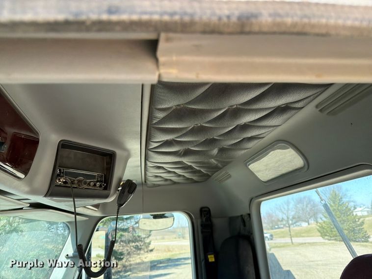 image for item FK0071 2014 Freightliner Coronado semi truck