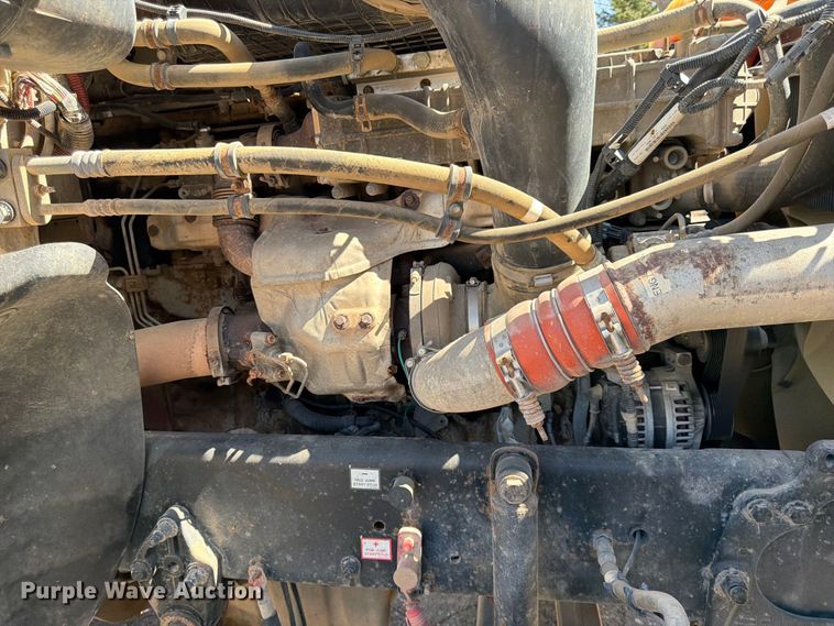 image for item FK0071 2014 Freightliner Coronado semi truck