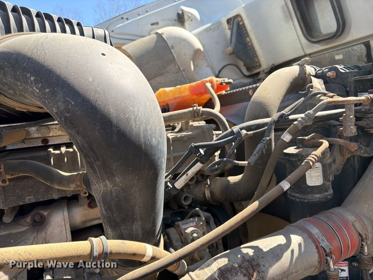 image for item FK0071 2014 Freightliner Coronado semi truck